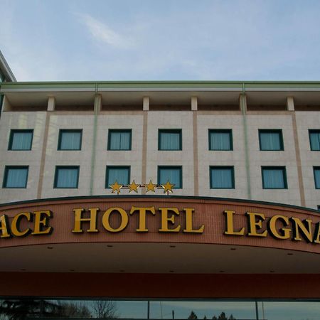 Palace Hotel Legnano Exteriör bild